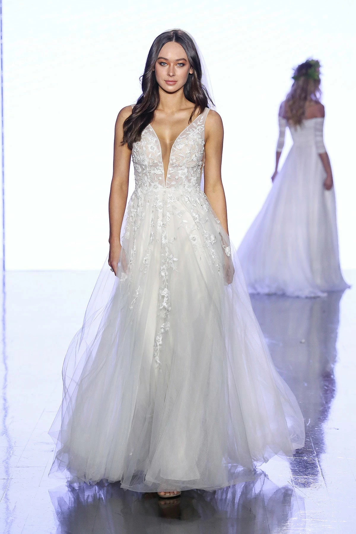 BHLDN Wtoo By Watters Seeley Gown - Image 15