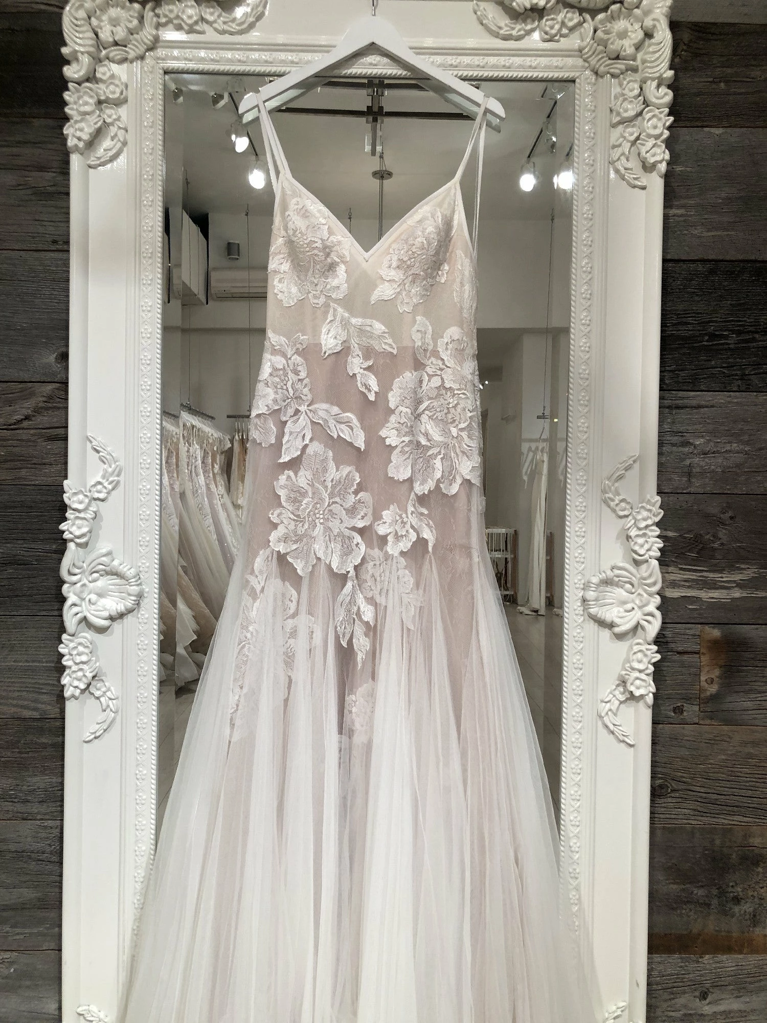 BHLDN Willowby Holden Gown - Image 5