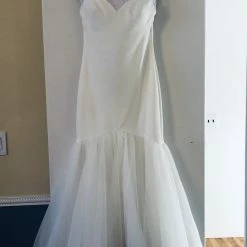 BHLDN Theia Holmes Gown 26 BHLDN Theia Holmes Gown -Adina's Brida store 1600x 2 72c05d74 537a 4cac 911c 2db665a905a5