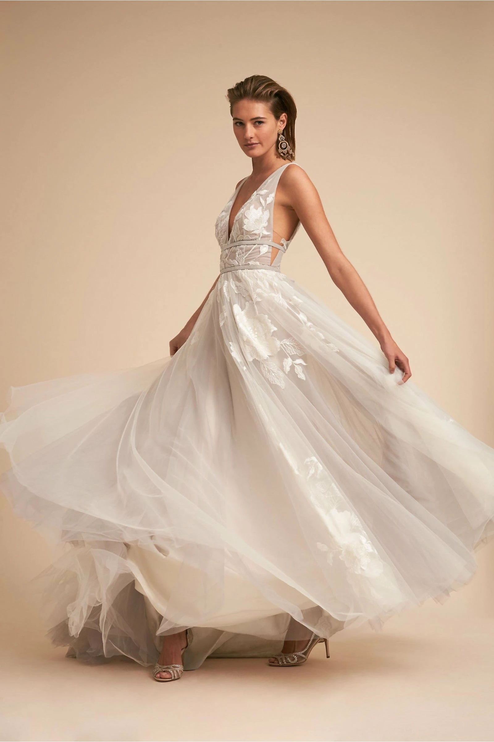 BHLDN Willowby Hearst Galatea Gown 13 BHLDN Willowby Hearst Galatea Gown - Image 11