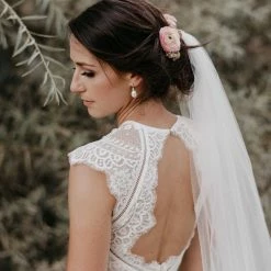 BHLDN Catherine Deane Suri Gown -Adina's Brida store 2327918f182c79050183a0e94ef2167c 05fed847 81f3 47bb 950b 35534c07d6f0