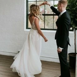 BHLDN Willowby Reagan Gown 29 BHLDN Willowby Reagan Gown -Adina's Brida store 28279075 1864662066877395 6181550321986000978 n