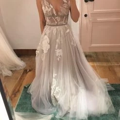 BHLDN Willowby Hearst Galatea Gown 37 BHLDN Willowby Hearst Galatea Gown -Adina's Brida store 3519cd294ad36f089ff899da20e08baa
