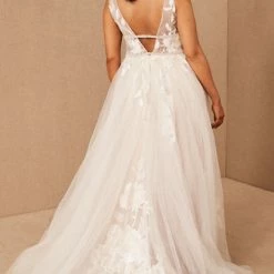 BHLDN Willowby Hearst Galatea Gown 28 BHLDN Willowby Hearst Galatea Gown -Adina's Brida store 44638658 007 c2