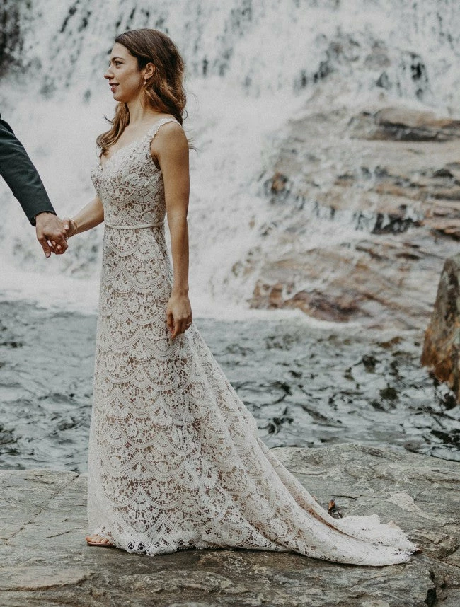 Paloma Blanca - 4840 Sample Gown - Image 7