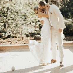 BHLDN Tadashi Shoji Vista Gown 22 BHLDN Tadashi Shoji Vista Gown -Adina's Brida store 8b599db6f5f84426ddd98ab4fee74bf3