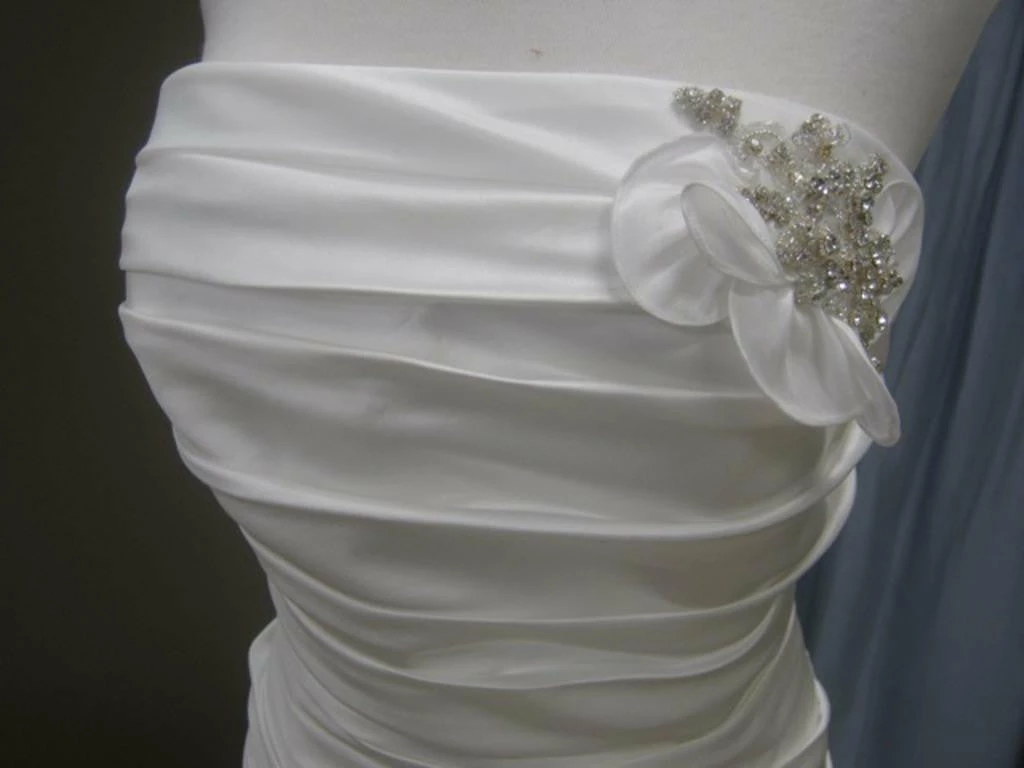 Allure Bridal - P826 Gown - Image 3