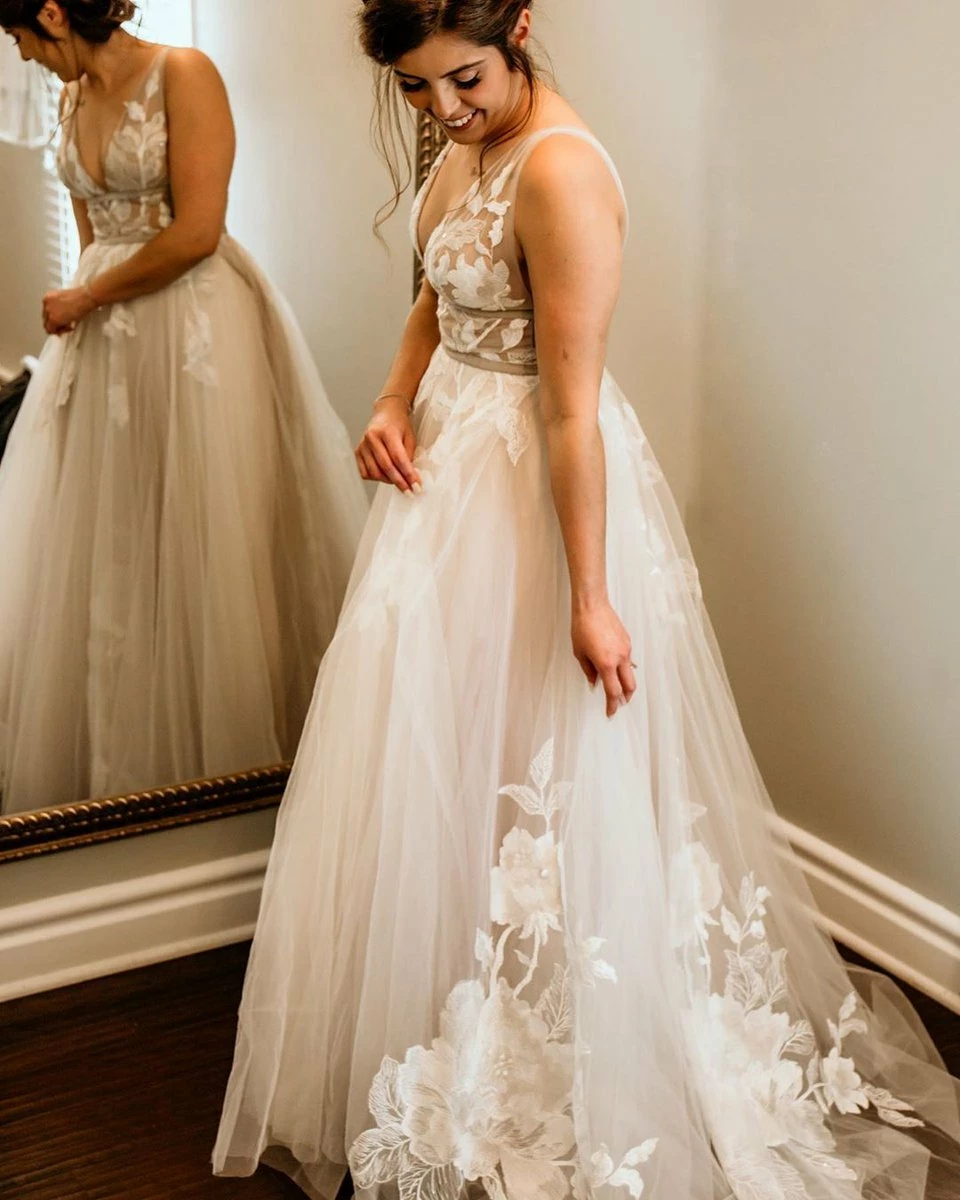 BHLDN Willowby Hearst Galatea Gown 21 BHLDN Willowby Hearst Galatea Gown - Image 19