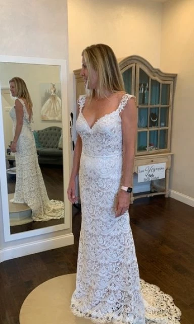 Paloma Blanca - 4840 Sample Gown - Image 8