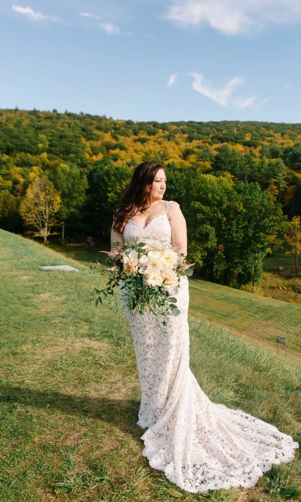 Paloma Blanca - 4840 Sample Gown - Image 9