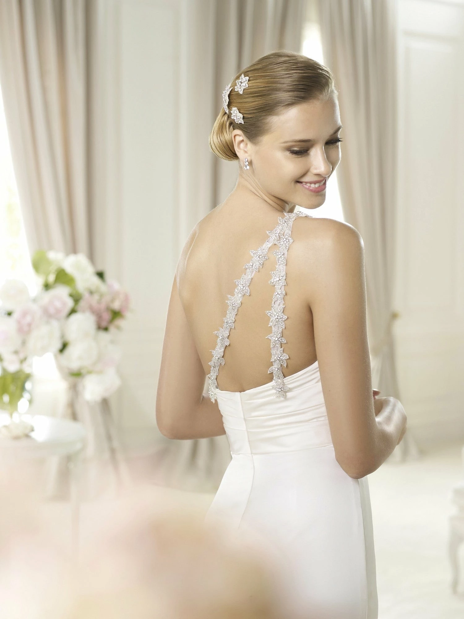 Pronovias - Ugarte Sample Gown - Image 4