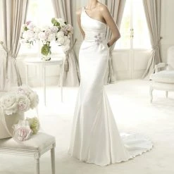 Pronovias - Ugarte Sample Gown