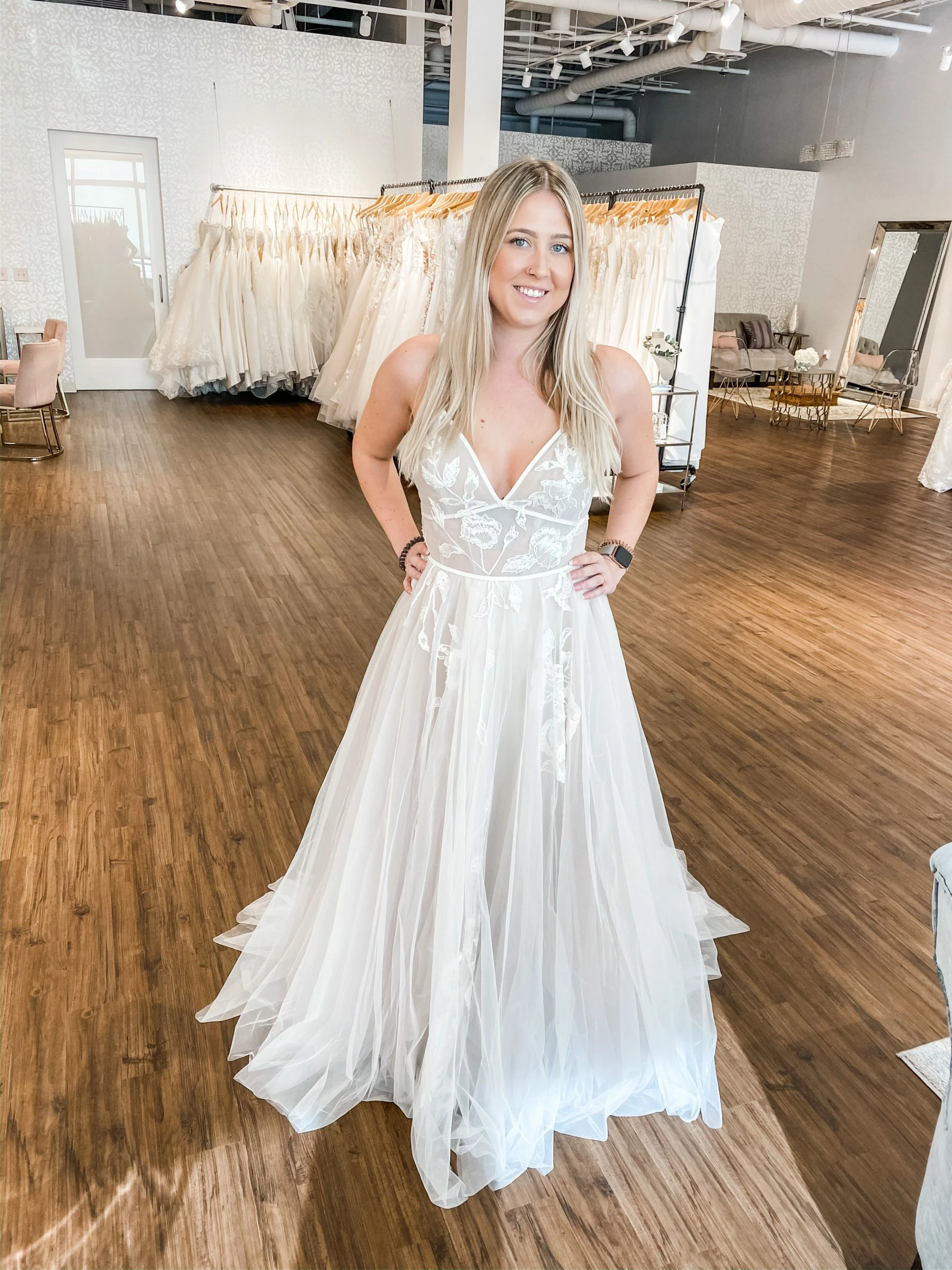 Willowby Kendrew 54716 Gown - Image 10