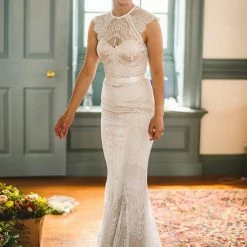BHLDN Catherine Deane Suri Gown -Adina's Brida store catherine deane for bhldn ivory lace suri gown feminine wedding dress size 0 xs 10 0 960 960 629d9387 75bb 4acd bc0d fd0b2b0419b9