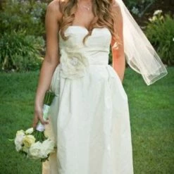 J. Crew Sascha Wedding Gown 18 J. Crew Sascha Wedding Gown -Adina's Brida store l c3220560 c89a 11e1 84e6 058e53f00006