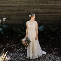 BHLDN Tadashi Shoji Lyra Gown 14 BHLDN Tadashi Shoji Lyra Gown -Adina's Brida store m 5b9eea0c04e33d6a52ea1c43