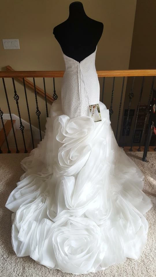 Martina Liana - 777 Sample Gown - Image 5