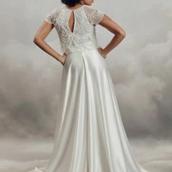 BHLDN Catherine Deane Liz Skirt 24 BHLDN Catherine Deane Liz Skirt -Adina's Brida store moniquelizback 1800x1800 6077a422 de90 48e7 a2d4 74f06d37d704