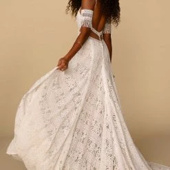 All Who Wander - Reece Sample Gown -Adina's Brida store reece essie b1.2000